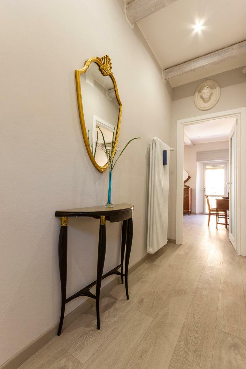 Suite Accademia - Smart Holiday Mantova Bagian luar foto