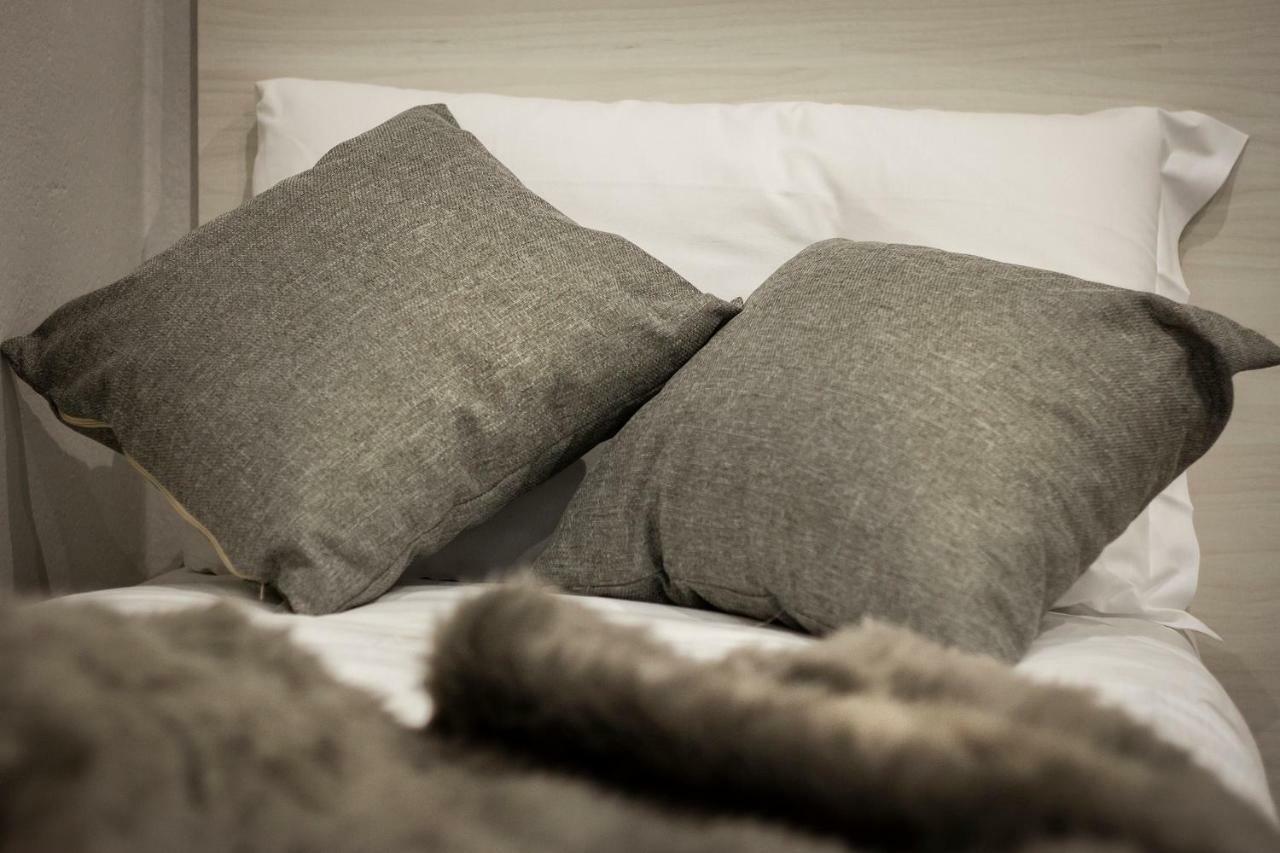 Suite Accademia - Smart Holiday Mantova Bagian luar foto
