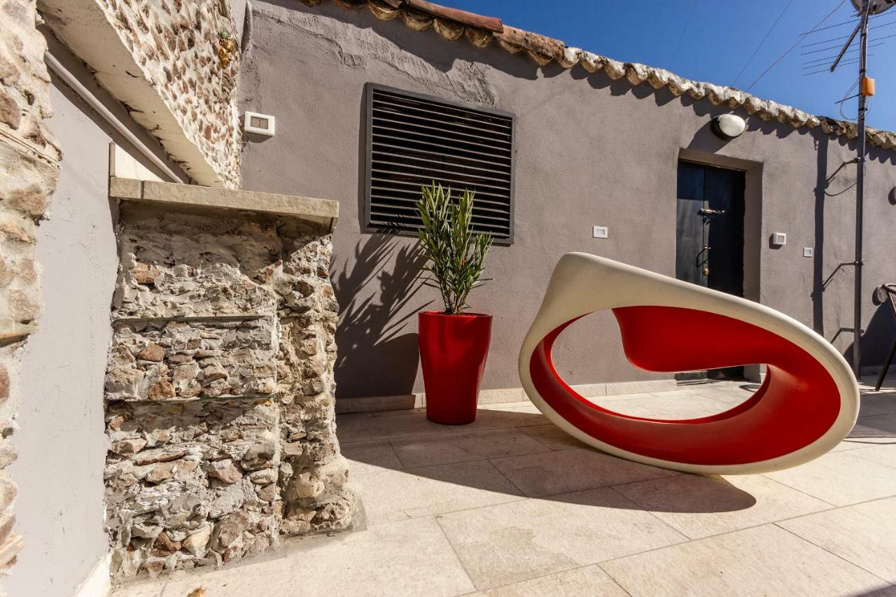 Suite Accademia - Smart Holiday Mantova Bagian luar foto