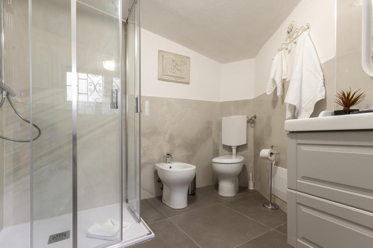 Suite Accademia - Smart Holiday Mantova Bagian luar foto